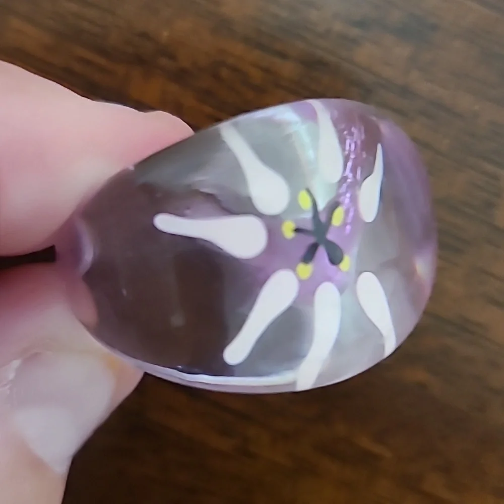 Flower ring - Picture 2 of 2